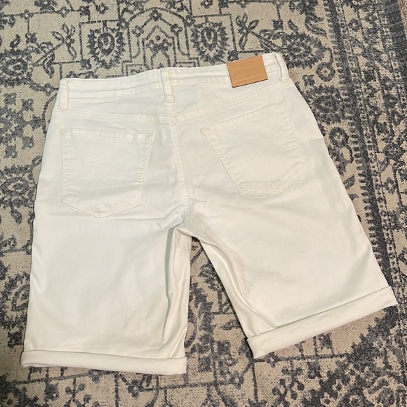 Lucky Brand white Bermuda shorts - Picture 2 of 5